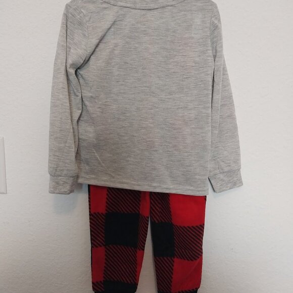 Holiday Time: "Chillin' Together" Toddlers Pajamas - Picture 11 of 11